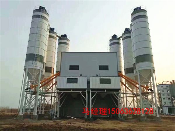 在使用初期，混凝土攪拌站有什么注意事項(xiàng)？